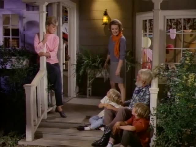 GIA TV Program Thumbnail, Poster