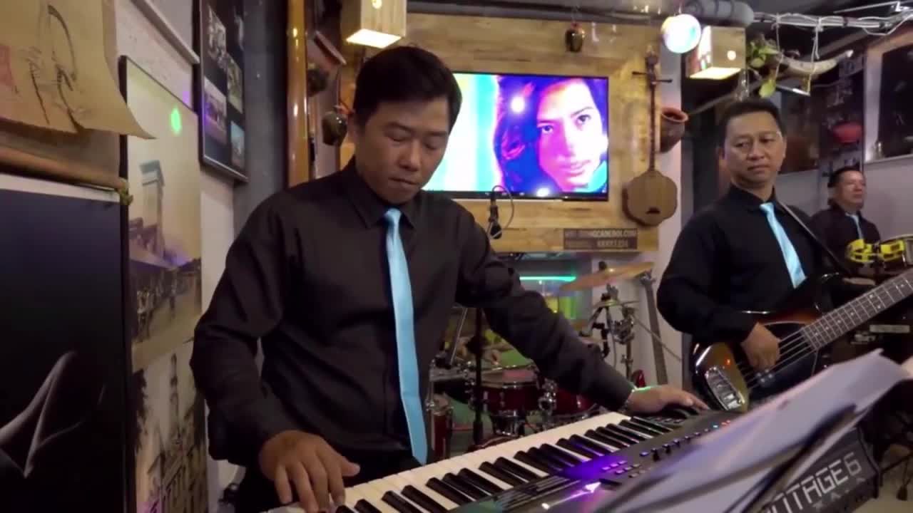 GIA TV Program Thumbnail, Poster