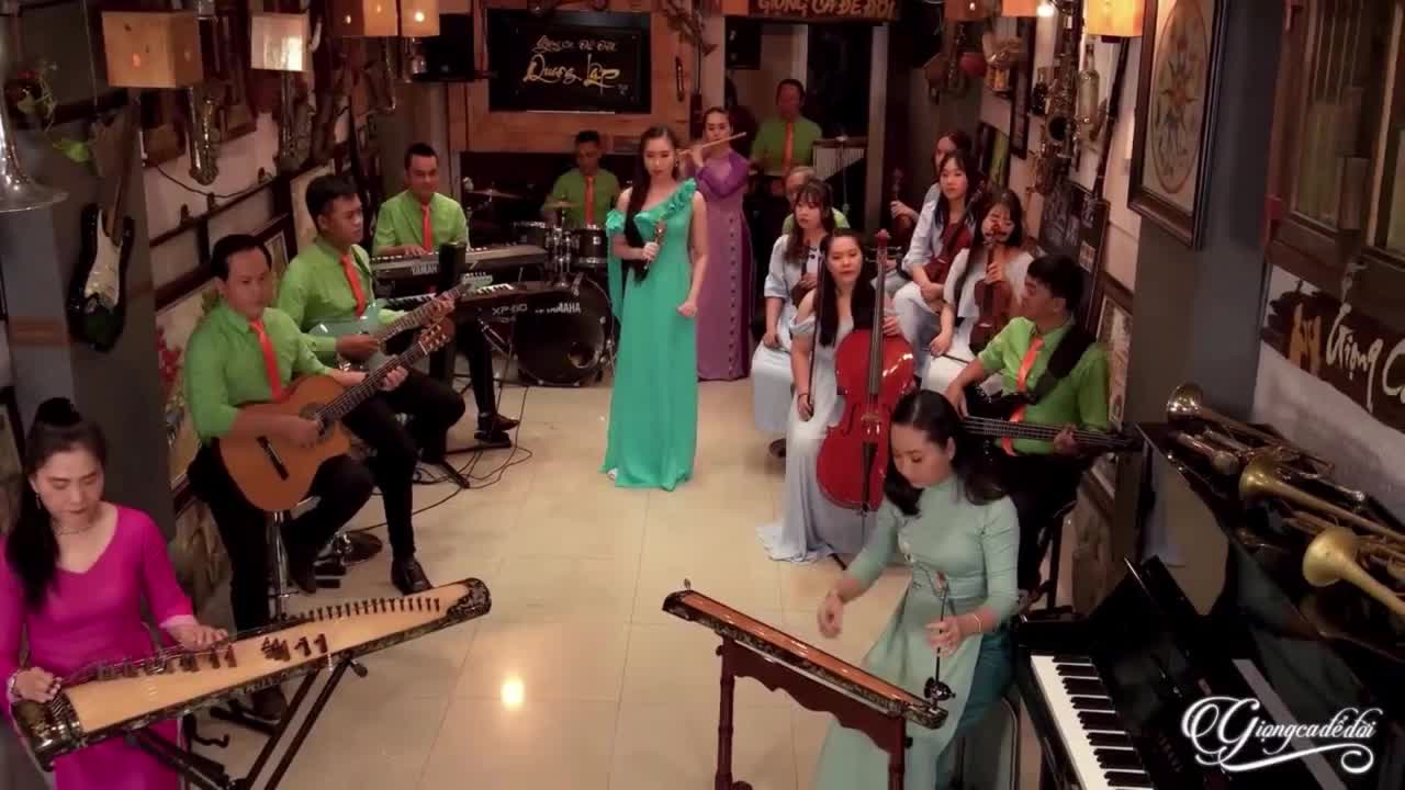 GIA TV Program Thumbnail, Poster