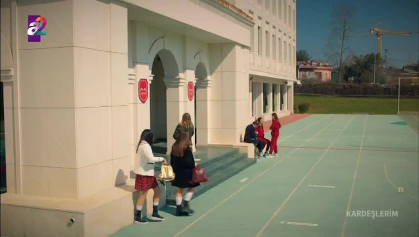 GIA TV Program Thumbnail, Poster