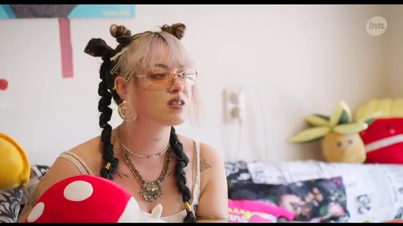 GIA TV Program Thumbnail, Poster