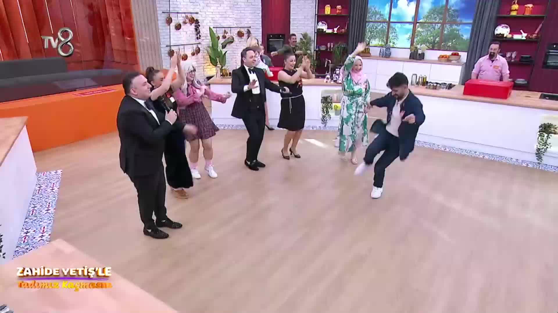 GIA TV Program Thumbnail, Poster