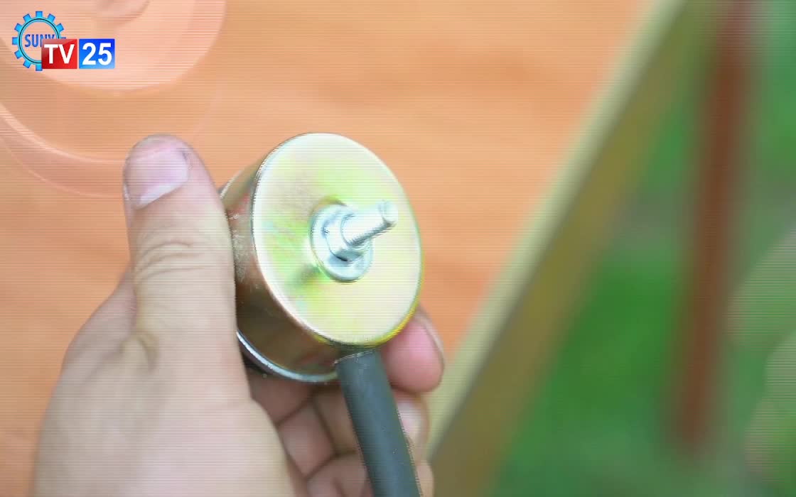 GIA TV Program Thumbnail, Poster