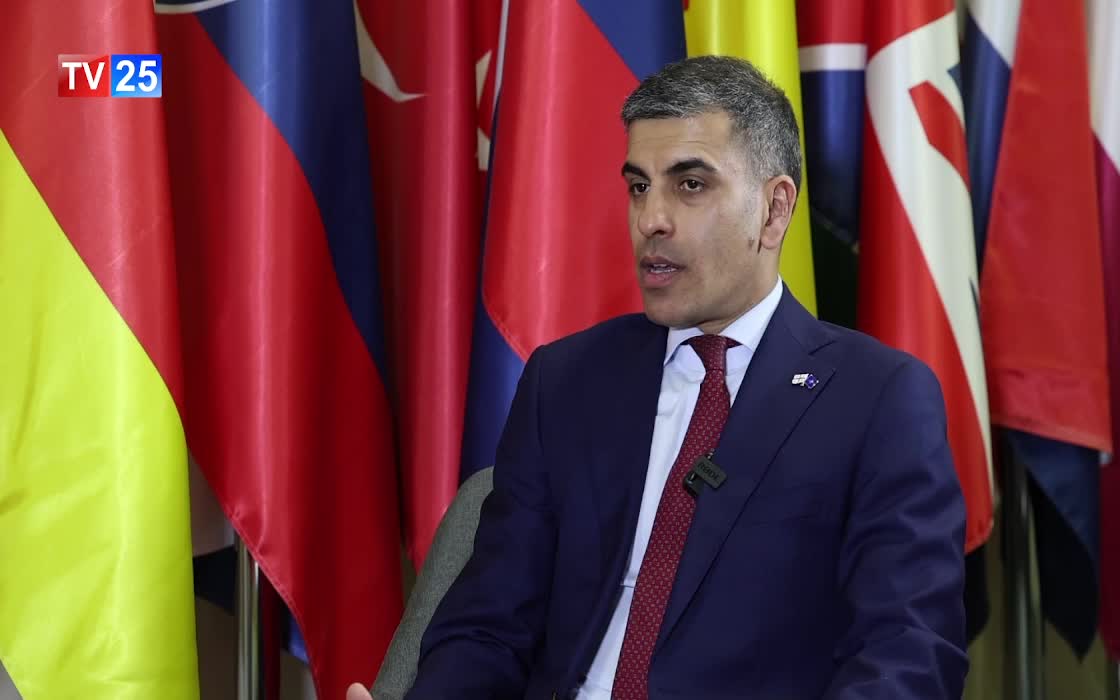 GIA TV Program Thumbnail, Poster