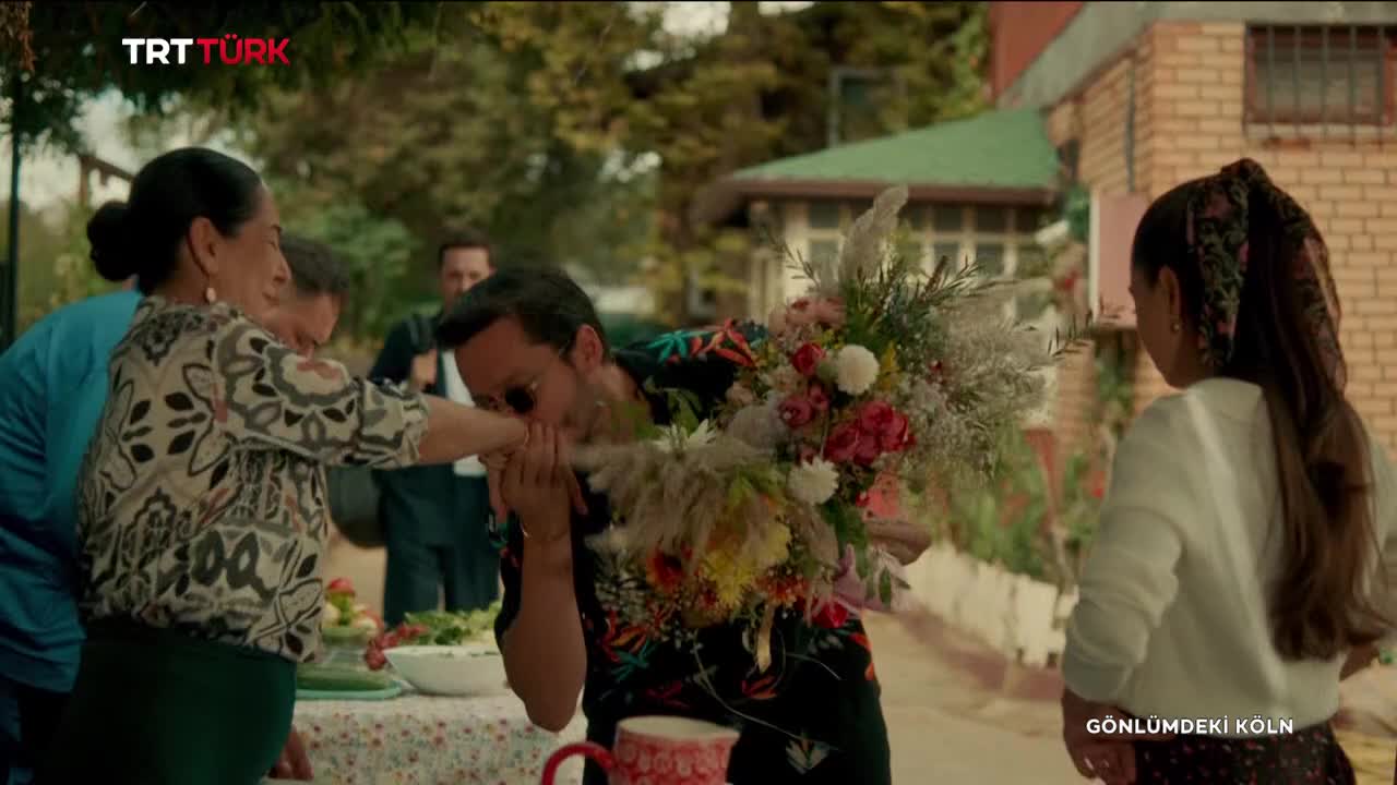 GIA TV Program Thumbnail, Poster