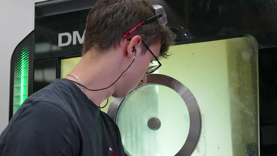 GIA TV Program Thumbnail, Poster