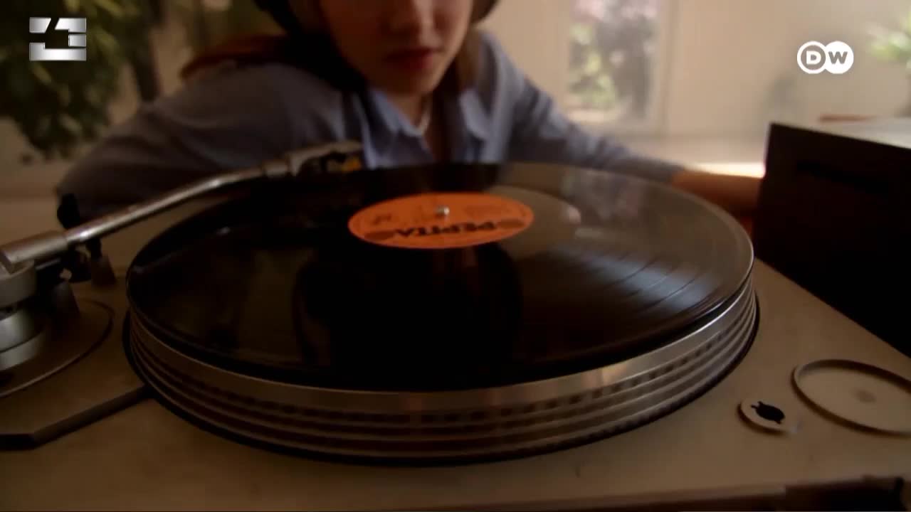 GIA TV Program Thumbnail, Poster