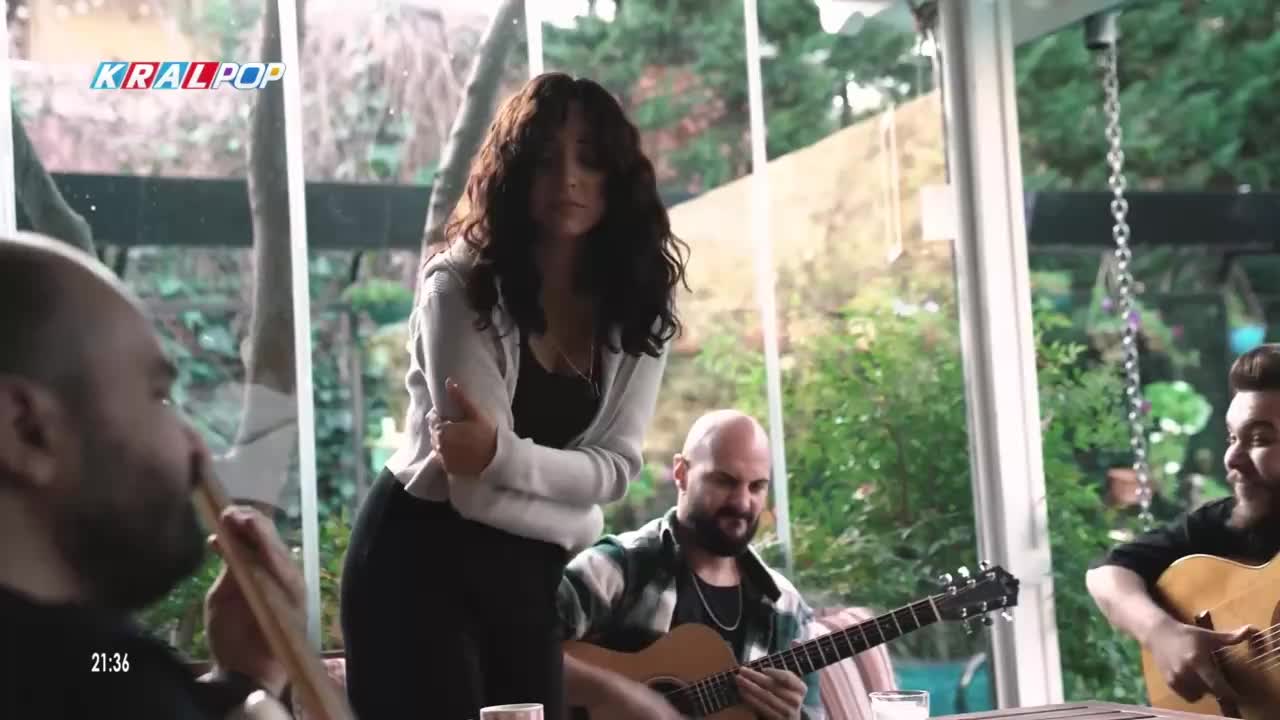 GIA TV Program Thumbnail, Poster