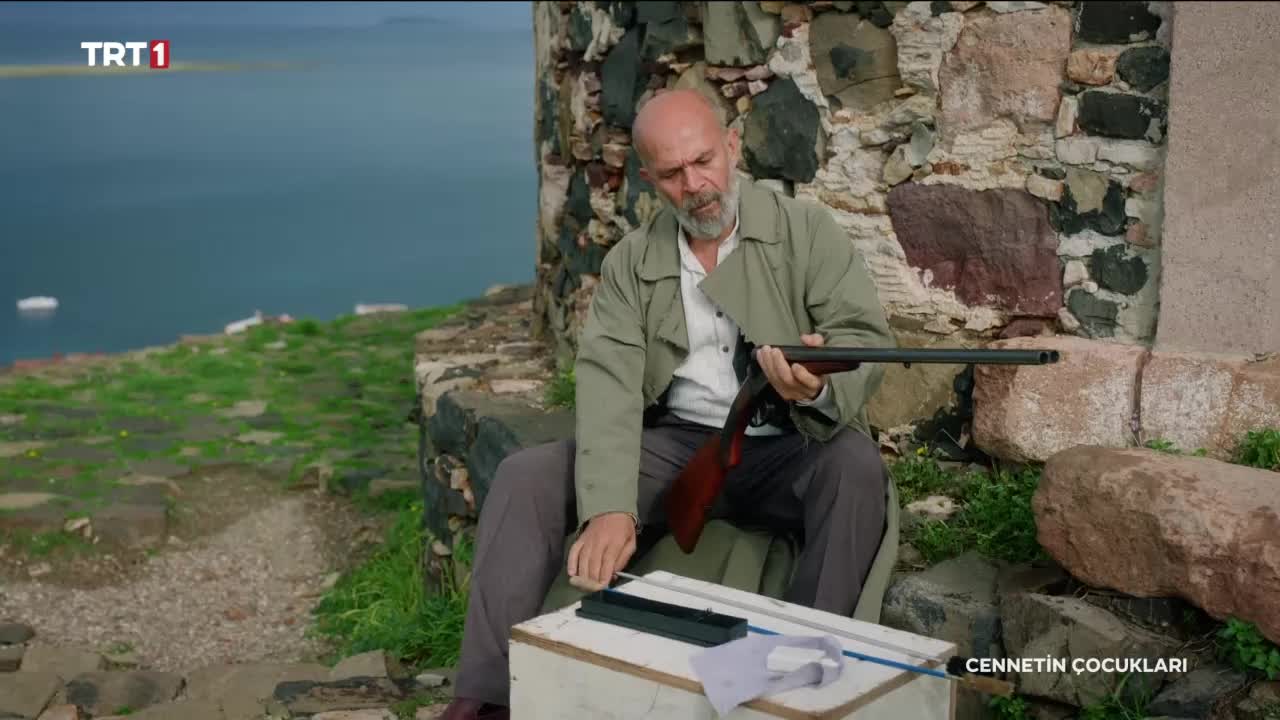 GIA TV Program Thumbnail, Poster