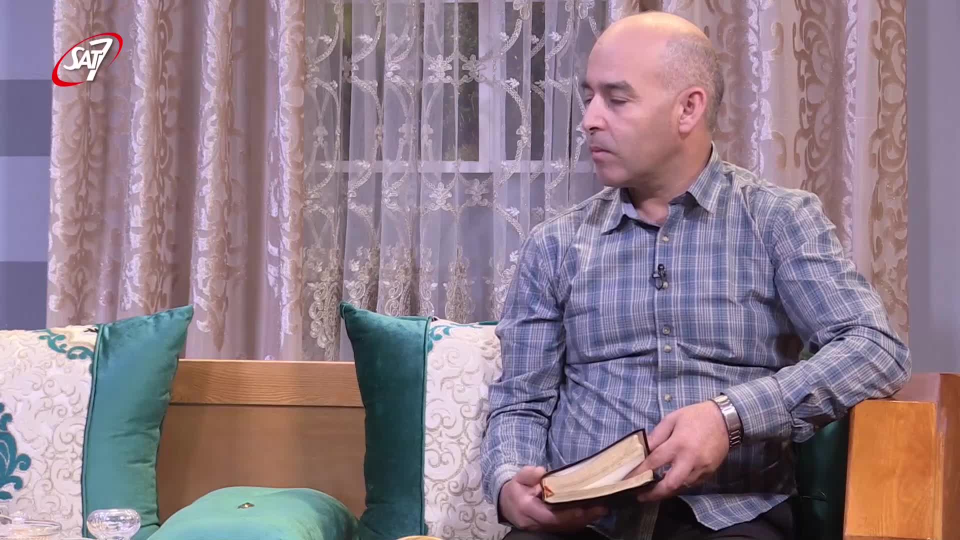 GIA TV Program Thumbnail, Poster