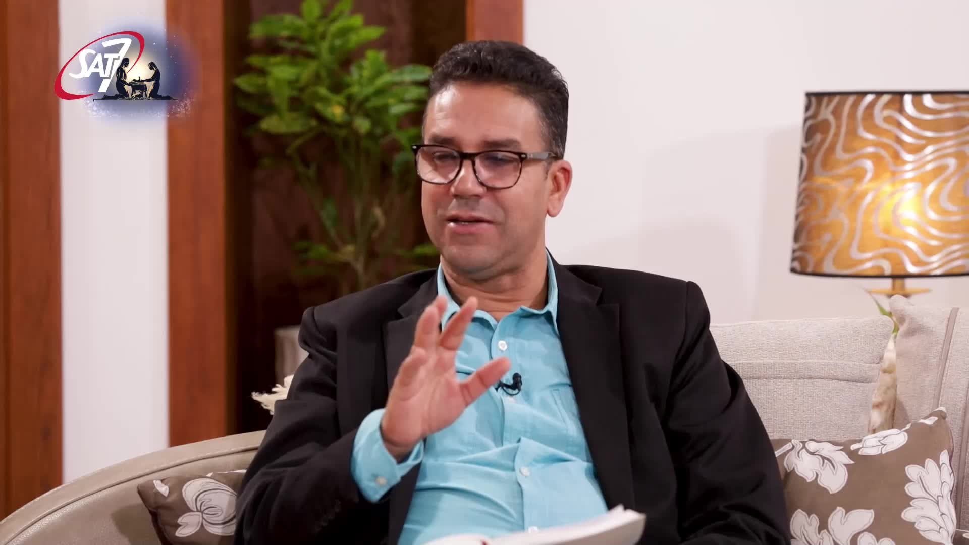 GIA TV Program Thumbnail, Poster